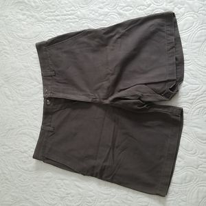 Eddie Bauer brownish green shorts size 32